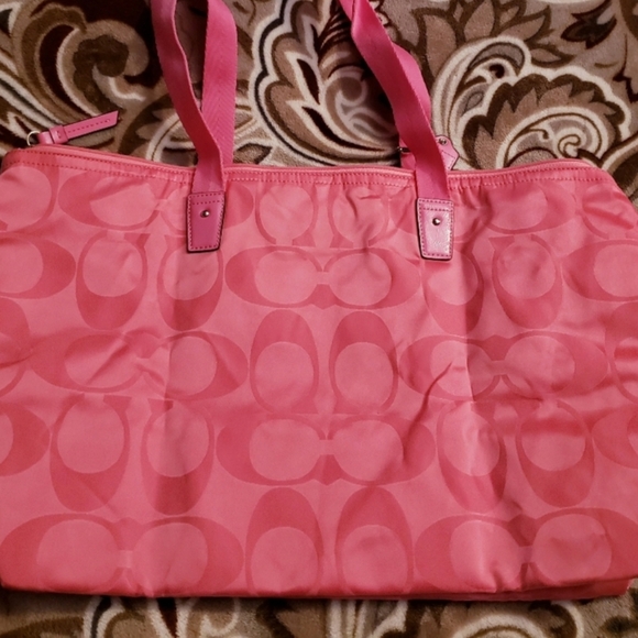 Coach Pink Travel Tote Bag with Monogram Pattern - Picture 2 of 16